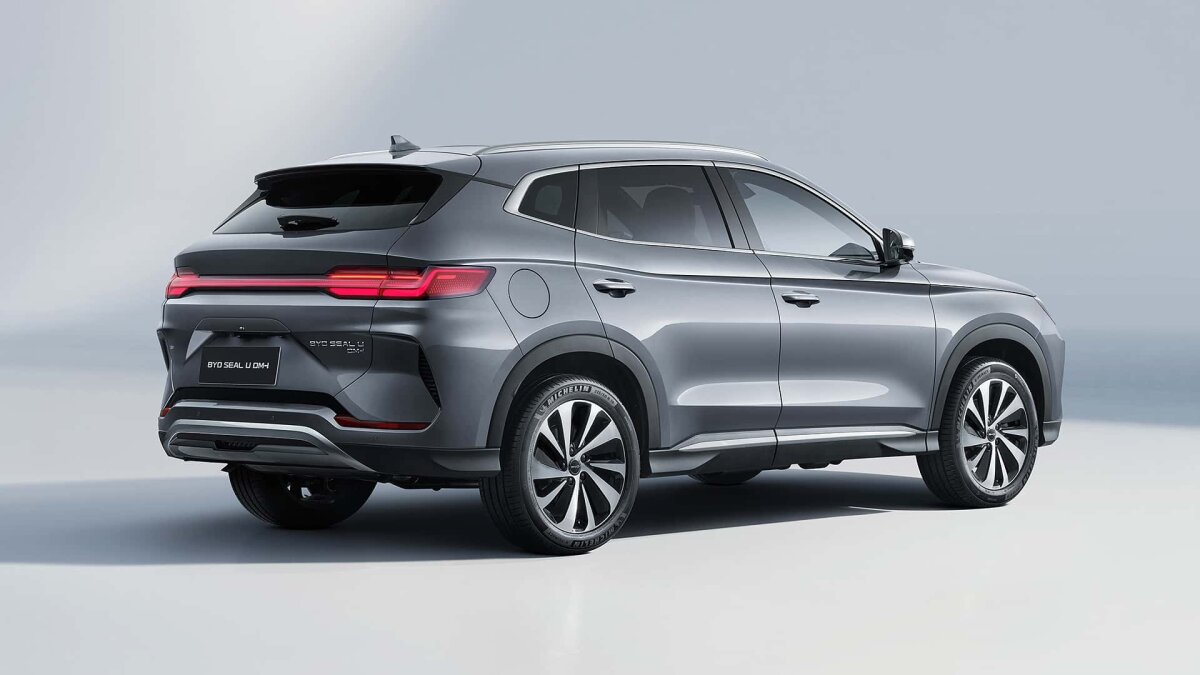 BYD Seal U DM-i ra mắt