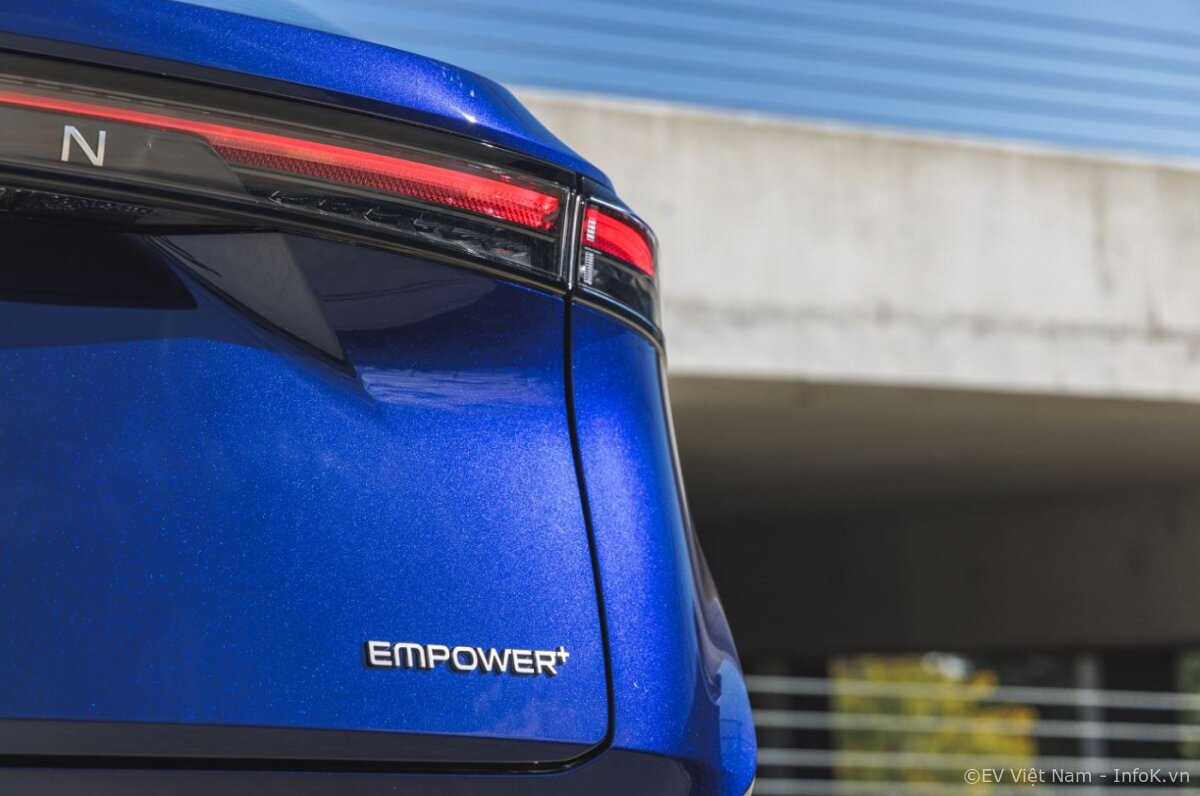 Nissan Ariya EV 2024